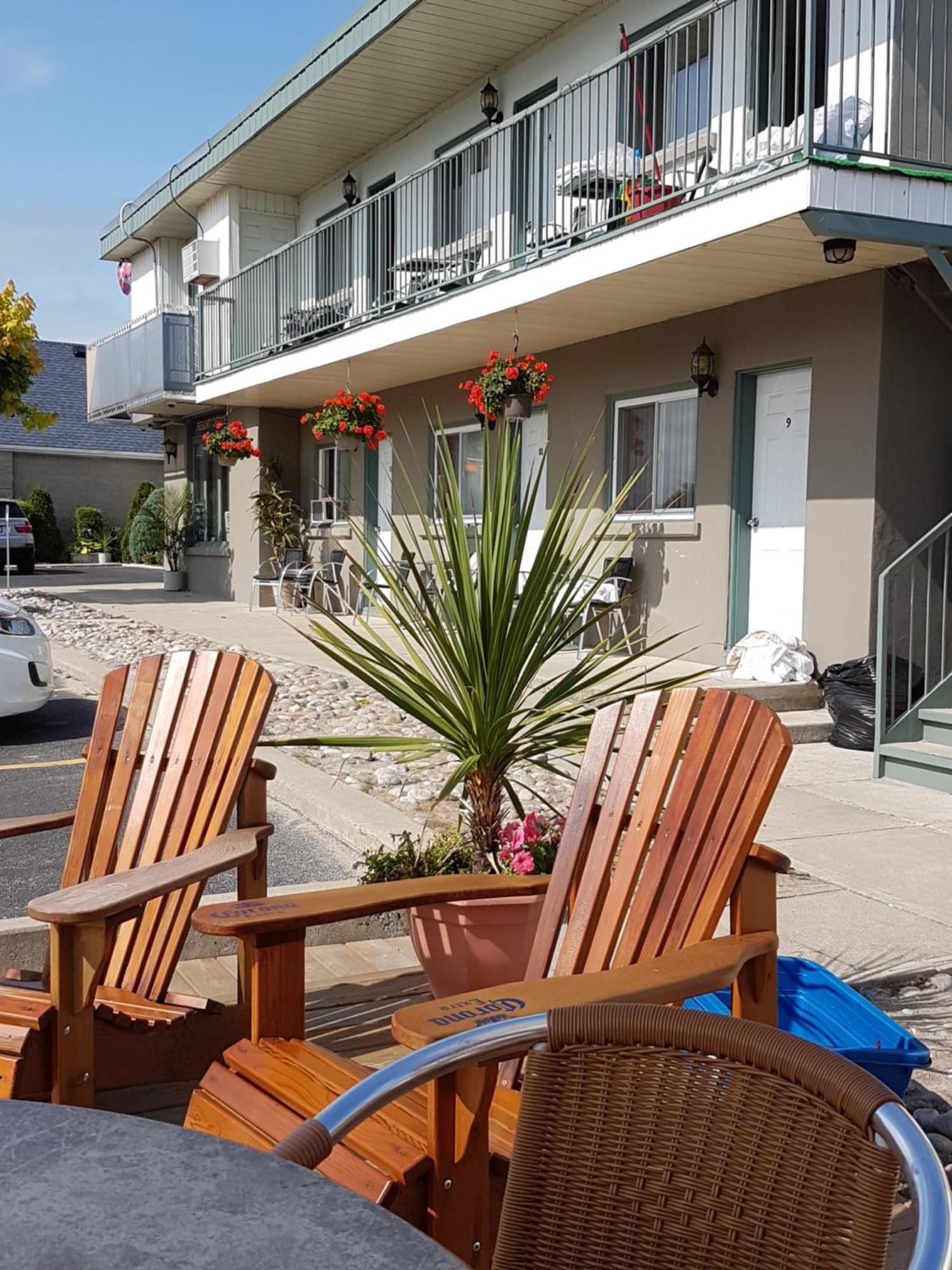 Lakeview Resort Motel Wasaga Beach Esterno foto